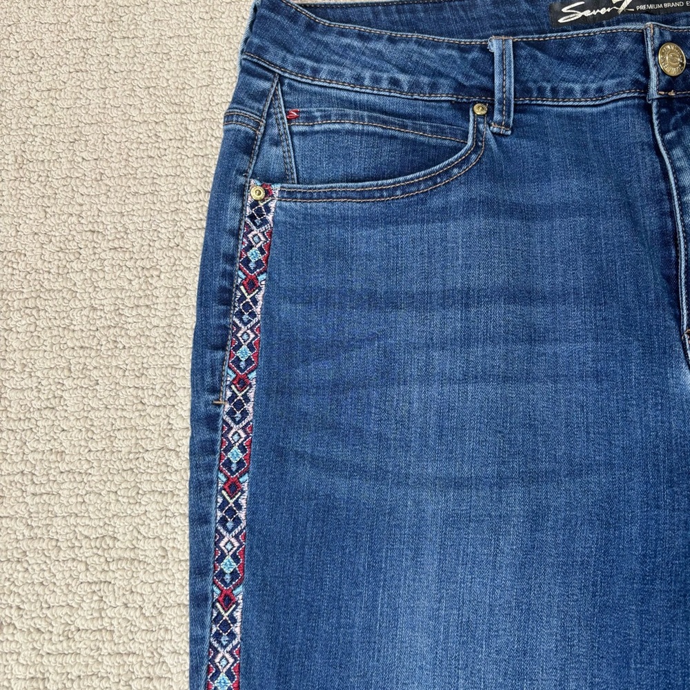 Seven7 Embroidered Skinny Jeans - Picture 4 of 6